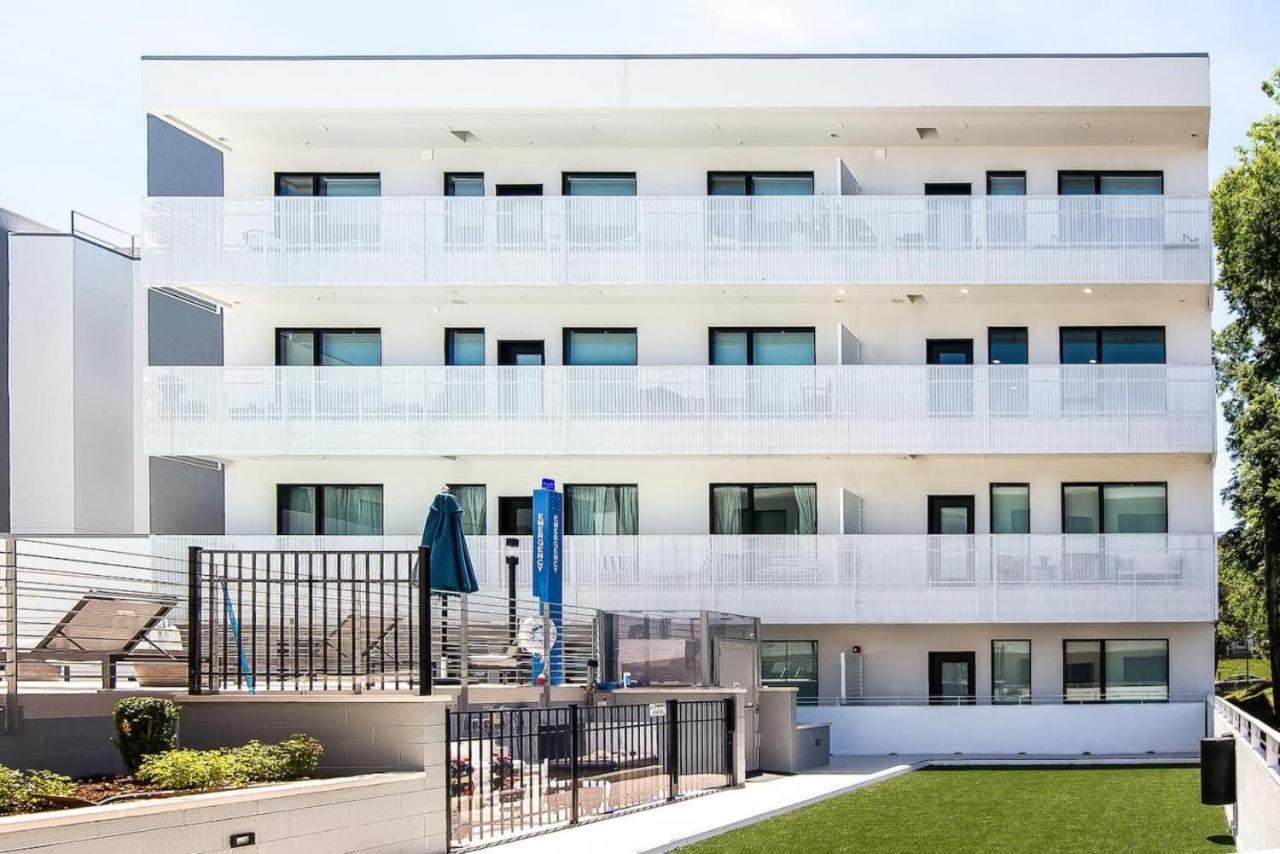 فيلا Gulch Located With 4 Beds, Pool, Private Patio And Secure Parking ناشفيل المظهر الخارجي الصورة