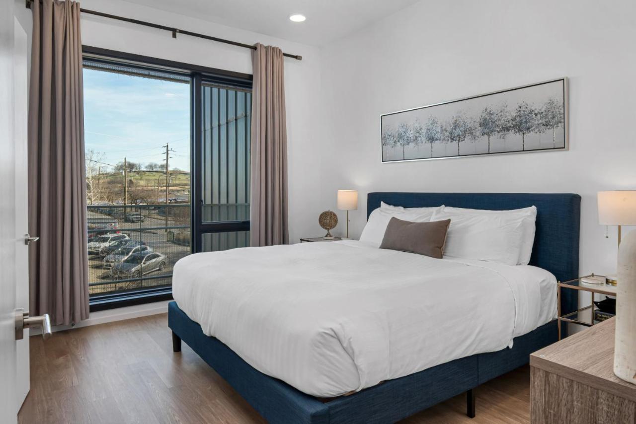فيلا Gulch Located With 4 Beds, Pool, Private Patio And Secure Parking ناشفيل المظهر الخارجي الصورة